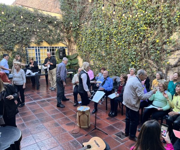 380705766_710887261084435_1755472657138854039_n